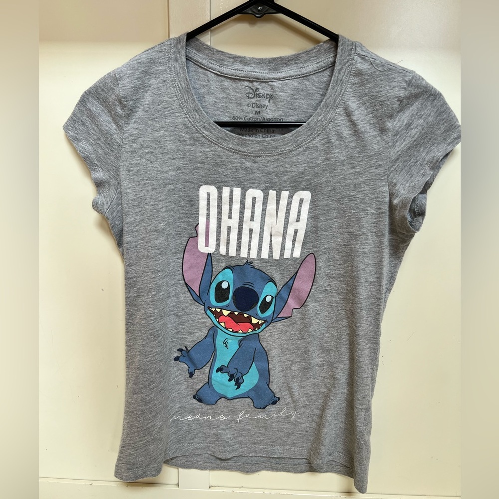 Girls t shirt Lili and Stitch